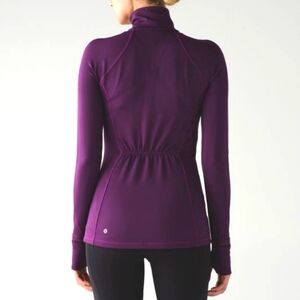 Lululemon First Mile 1/2 Zip Pullover Darkest Magenta 6 ruched back